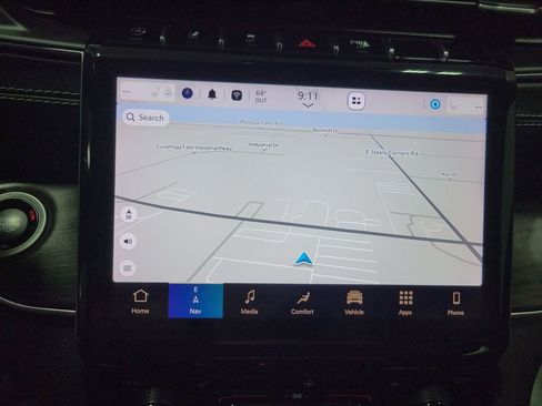 Used 2022 Jeep Grand Cherokee Limited image 44