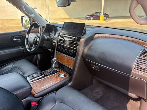 Used 2022 Nissan Armada SL RWD image 29