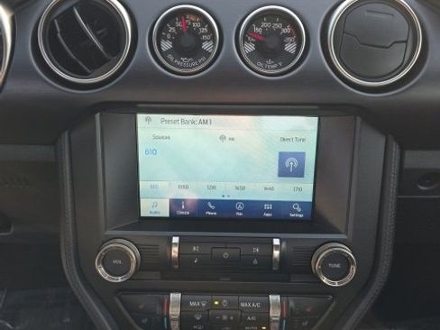 Used 2016 Ford Mustang Shelby GT350 w/ Technology Package image 22