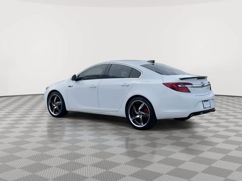Used 2017 Buick Regal Sport Touring FWD image 6