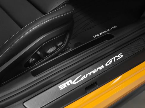 Certified 2025 Porsche 911 Carrera GTS image 37