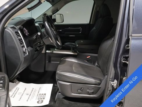 Used 2015 RAM 1500 Limited AWD/4WD image 2