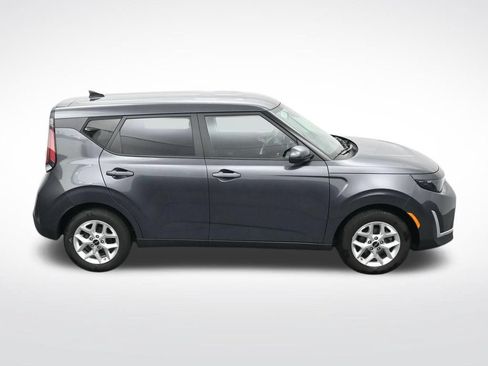 Used 2024 Kia Soul LX w/ Option Group 015 FWD image 24