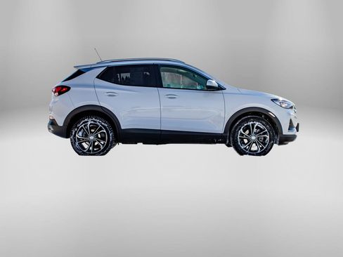 Used 2023 Buick Encore GX Select image 2