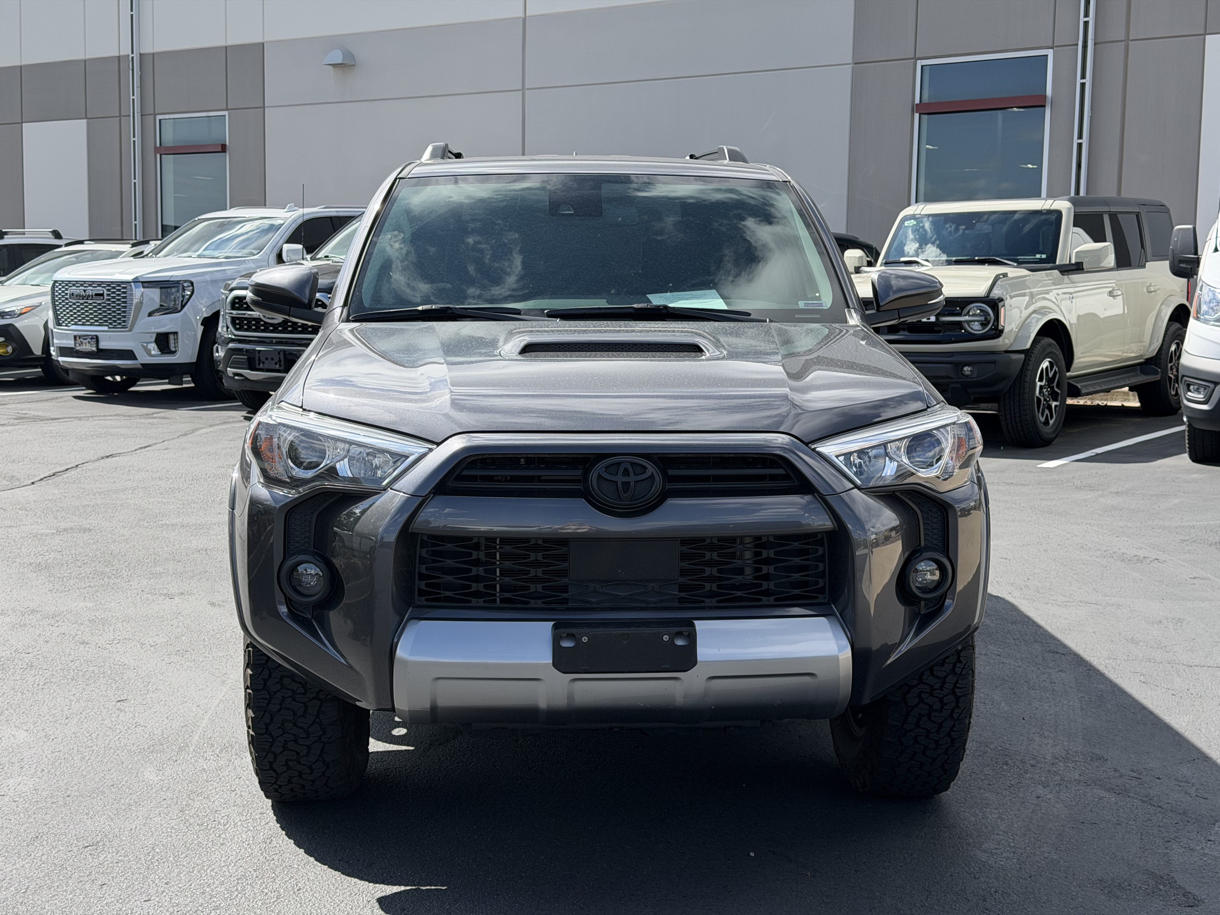 Used 2023 Toyota 4Runner TRD Off-Road Premium w/ Moonroof Package AWD/4WD image 2