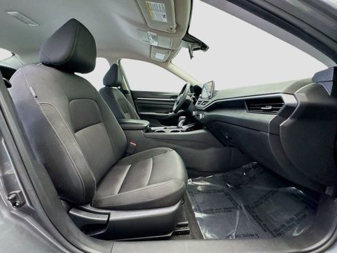 Used 2021 Nissan Altima 2.5 SV image 18