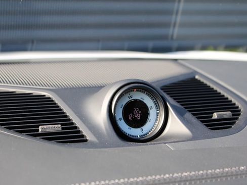 New 2026 Porsche Cayenne Turbo image 24