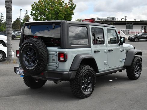 Used 2023 Jeep Wrangler Unlimited AWD/4WD image 8