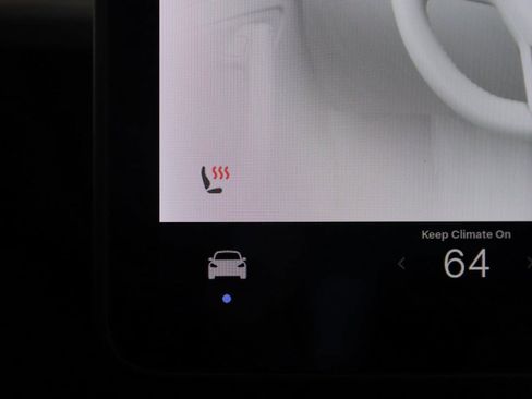 Used 2020 Tesla Model 3 Standard Range image 8