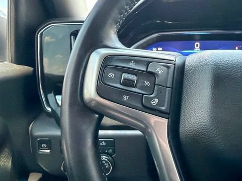 Used 2024 Chevrolet Silverado 1500 LT AWD/4WD image 36