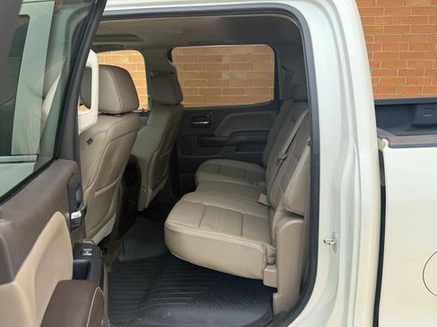 Used 2015 GMC Sierra 1500 Denali w/ Driver Alert Package AWD/4WD image 17