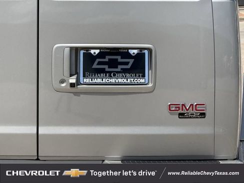 Used 2018 GMC Savana 2500 w/ Enhanced Convenience Package RWD image 8