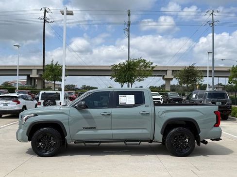 Used 2025 Toyota Tundra SR5 w/ SR5 Premium Package image 8