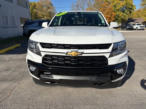 Used 2021 Chevrolet Colorado LT w/ LT Convenience Package image 2