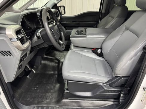 Used 2022 Ford F150 XL w/ Trailer Tow Package image 8