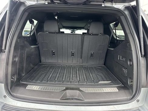 Used 2024 GMC Yukon XL Denali w/ Denali Reserve Package image 13