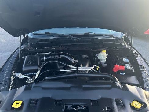 Used 2015 RAM 1500 Express image 23
