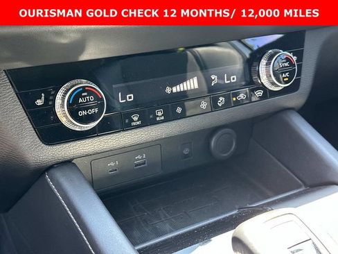 Used 2024 Mitsubishi Outlander SE AWD/4WD image 26