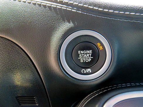 Used 2021 Dodge Challenger R/T Scat Pack image 32