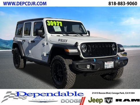 Certified 2024 Jeep Wrangler Unlimited AWD/4WD image 1