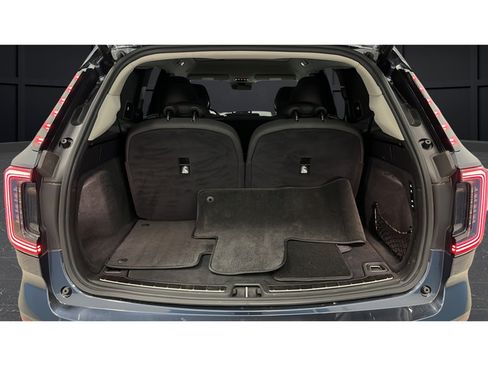 Used 2025 Volvo EX90 Ultra AWD/4WD image 28