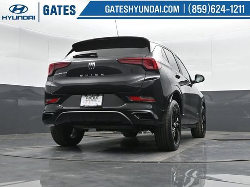 Used 2025 Buick Encore GX Sport Touring FWD image 32