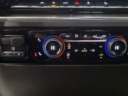 Used 2024 Chevrolet Silverado 1500 LT w/ All Star Edition Plus image 21