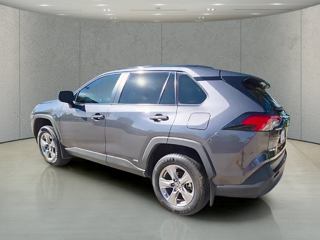 Used 2024 Toyota RAV4 LE AWD/4WD image 43