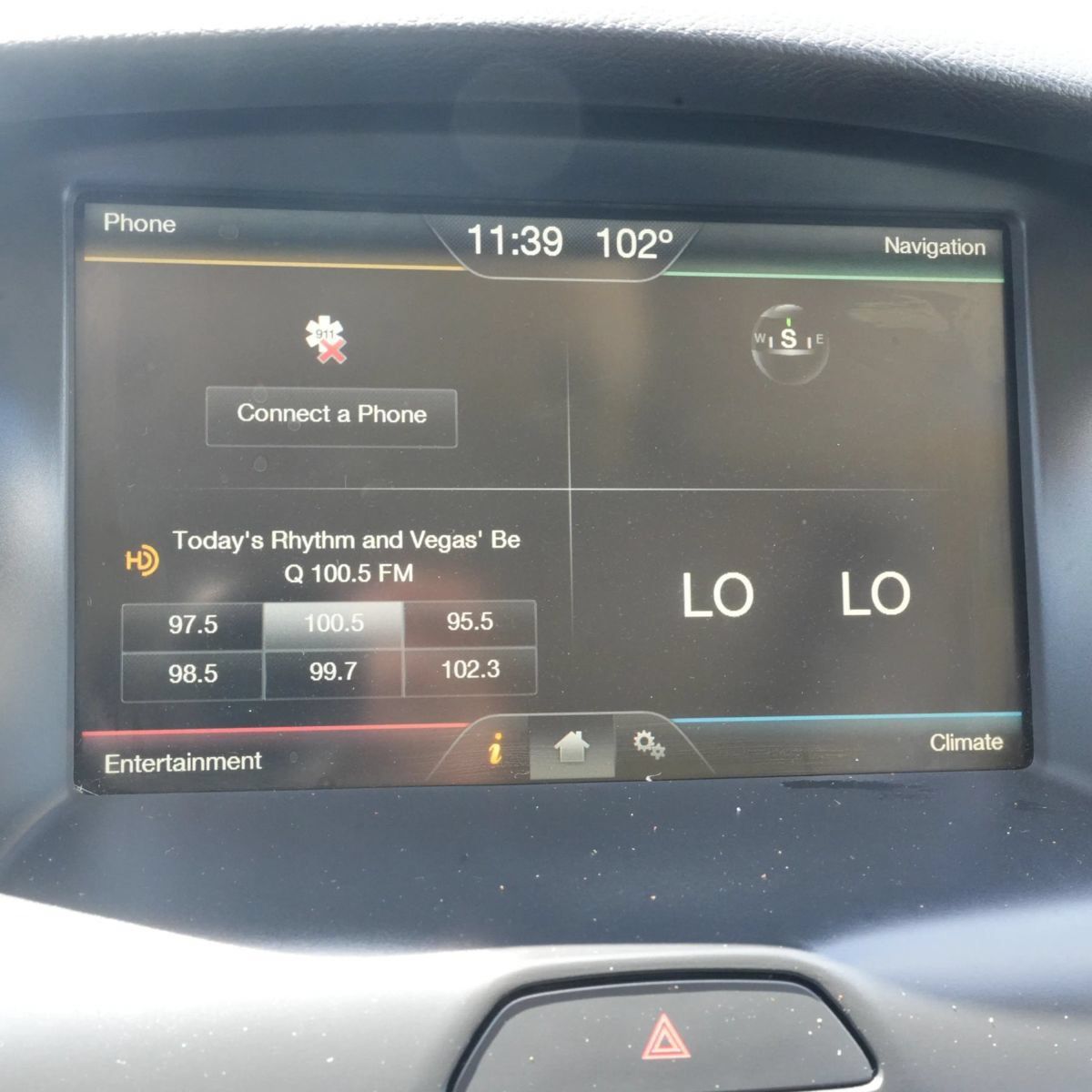 Used 2015 Ford Focus Titanium FWD image 23