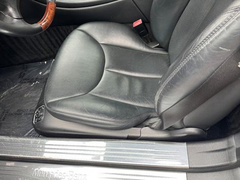 Used 2008 Mercedes-Benz SL 550 image 24