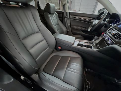 Used 2022 Honda Accord EX-L image 31