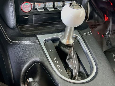 Used 2019 Ford Mustang GT Premium w/ Equipment Group 401A RWD image 17