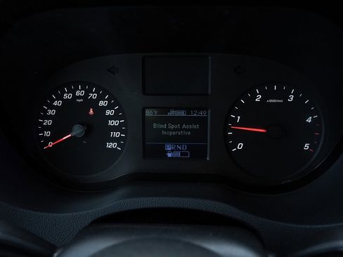 Used 2019 Mercedes-Benz Sprinter 144 image 15