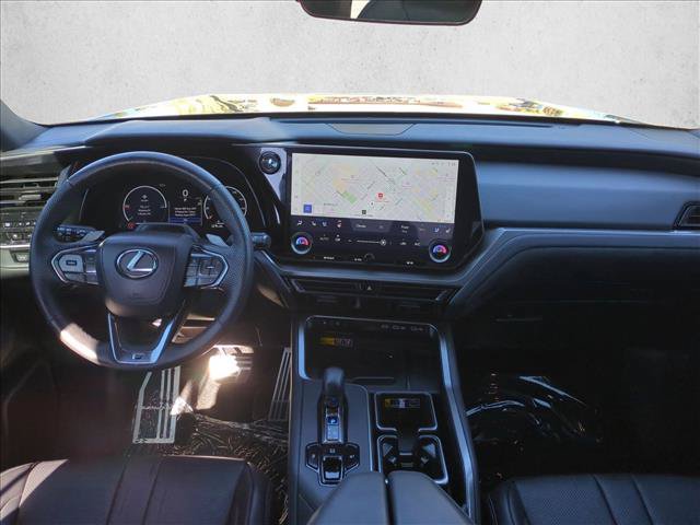 Used 2024 Lexus TX 500h AWD w/ Technology Package image 18