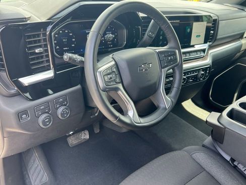 Used 2026 Chevrolet Silverado 1500 RST AWD/4WD image 18