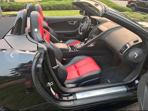 Used 2017 Jaguar F-TYPE R AWD/4WD image 13