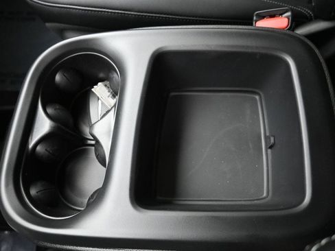 New 2026 Chrysler Pacifica Select image 20