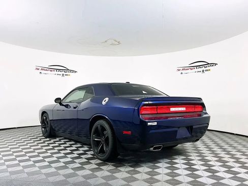 Used 2013 Dodge Challenger R/T image 6