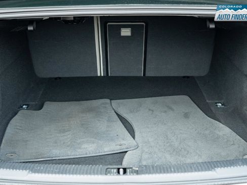 Used 2018 Audi S6 Prestige w/ Prestige Package image 28