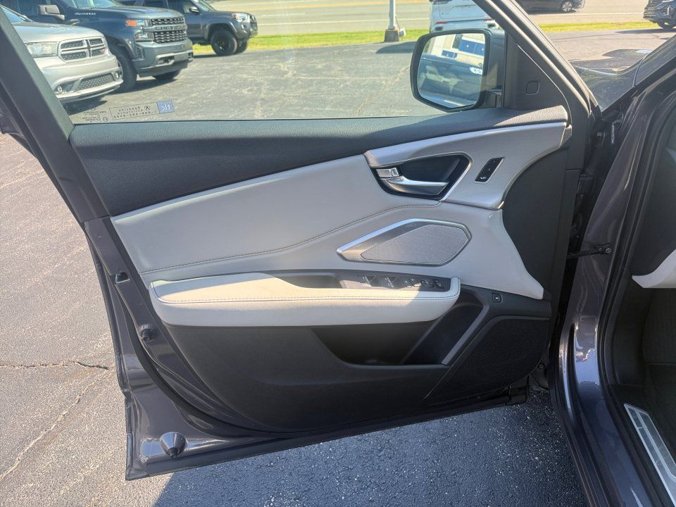 Used 2019 Acura RDX w/ Technology Package AWD/4WD image 36