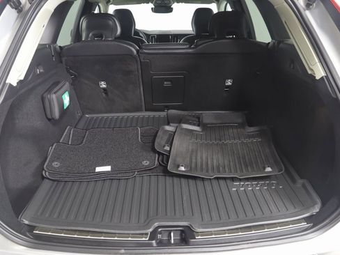 Used 2023 Volvo XC60 B5 Plus w/ Climate Package image 48