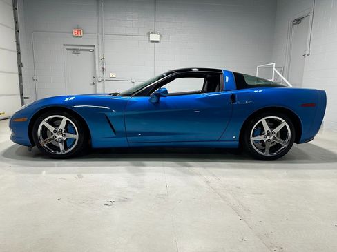Used 2008 Chevrolet Corvette Coupe w/ Preferred Equipment Group image 16