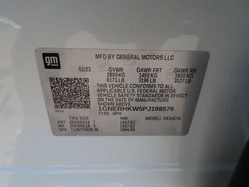 Used 2023 Chevrolet Traverse LT FWD image 27