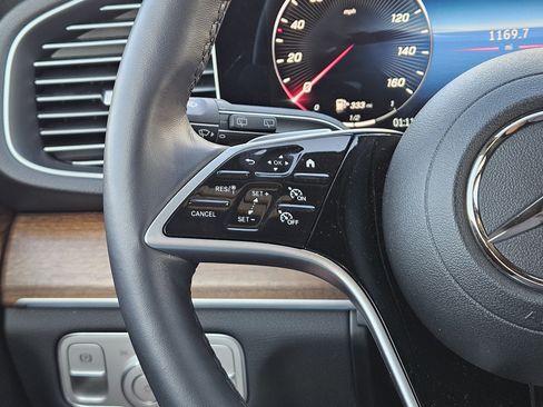 Certified 2025 Mercedes-Benz GLE 350 4MATIC image 28