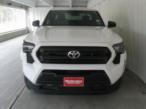 Used 2024 Toyota Tacoma SR w/ SR Upgrade Package image 3