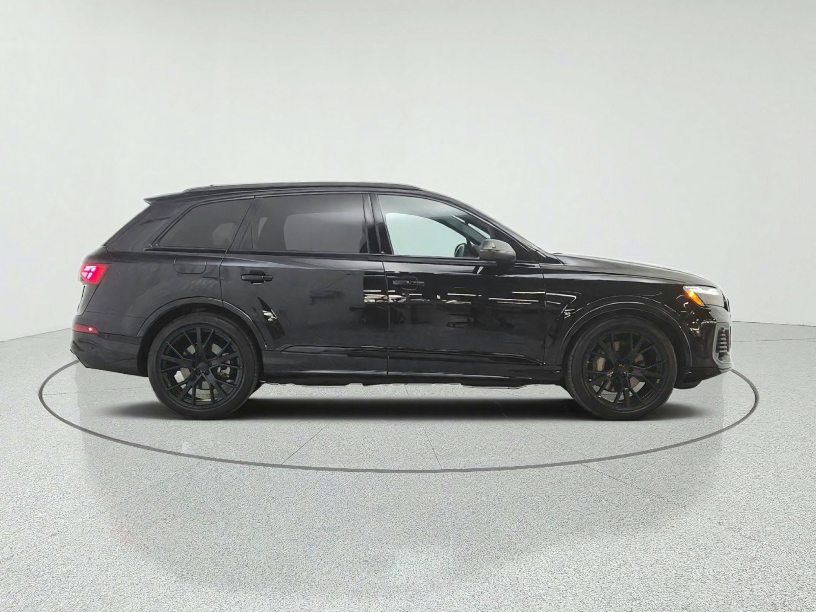 Used 2025 Audi Q7 3.0T Prestige AWD/4WD image 4