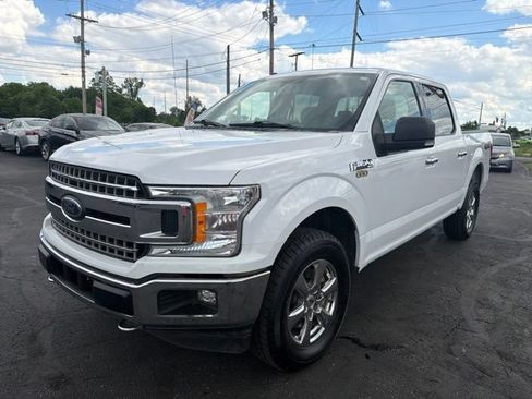 Used 2018 Ford F150 XLT w/ Equipment Group 301A Mid AWD/4WD image 3