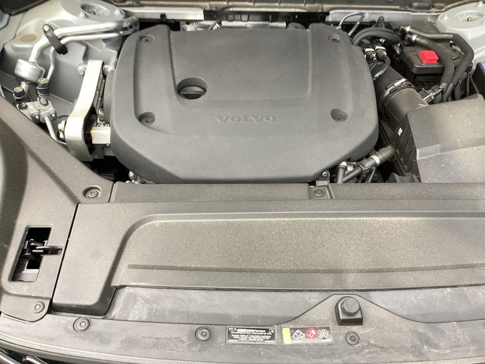 Used 2026 Volvo XC90 B6 Core AWD/4WD image 16