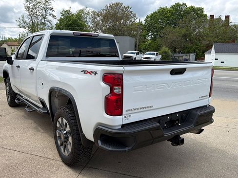 Used 2022 Chevrolet Silverado 2500 Custom w/ Snow Plow Prep/Camper Package AWD/4WD image 6