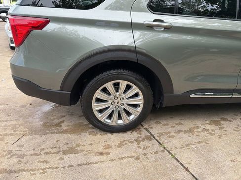 Used 2020 Ford Explorer Limited AWD/4WD image 13